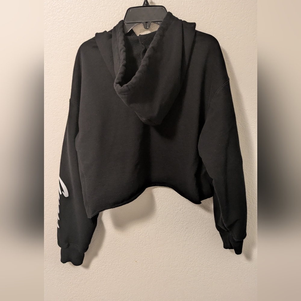 Guess Black Cropped Long Sleeve Sweatshirt - Picture 2 of 5